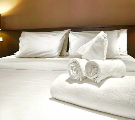 Hotel Odalys Le Rond Point Des Pistes Tignes
